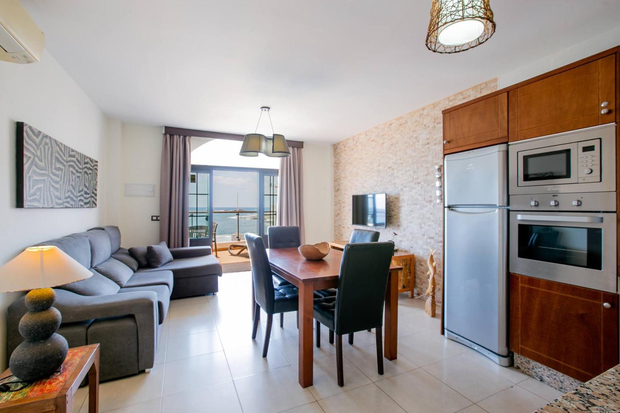 La Caleta Sunrises Apartment